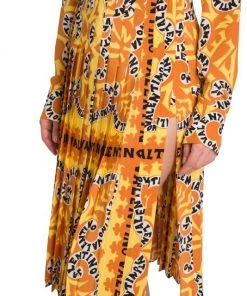 Valentino Pleated Logo-Print Midi-Skirt -Valentino And AERIN unnamed file 173