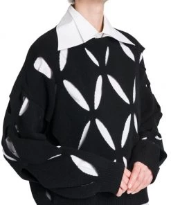 Valentino Cutout Wool Sweater -Valentino And AERIN unnamed file 765