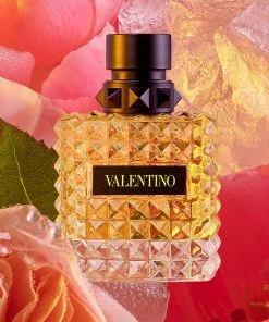 Valentino Donna Born In Roma Yellow Dream Eau De Parfum -Valentino And AERIN unnamed file 852