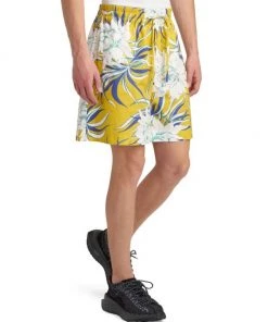 Valentino Floral Print Cotton Poplin Bermuda Shorts For Men -Valentino And AERIN unnamed file 989